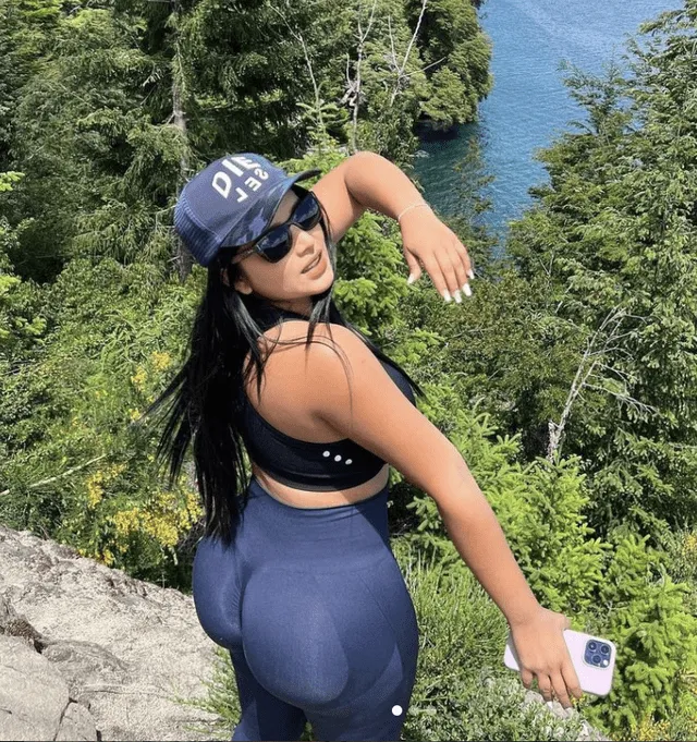 alejandra quiroz videos - simona halep nude kenna james alex