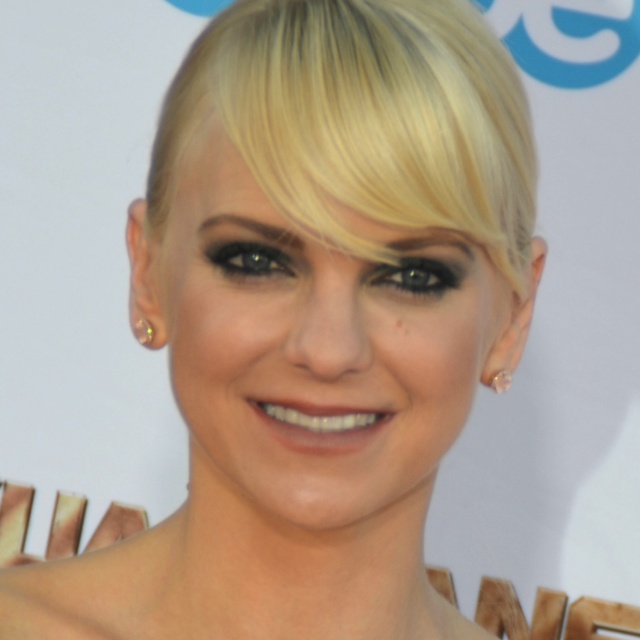 anna faris naked pictures - nude wet tits big long dicks