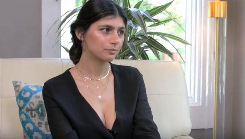 alex wolansky recommends mia khalifa used like a toy pic