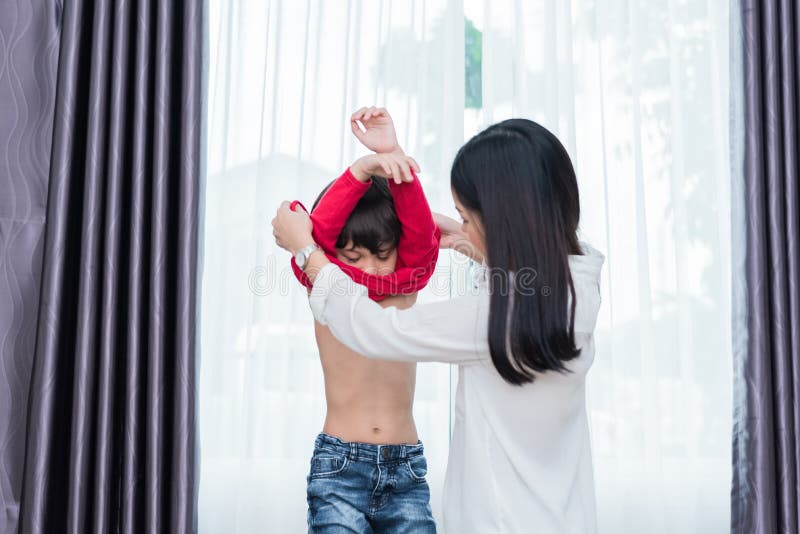 japan mother and son porn - hot skinny blonde nude lap dance for daddy