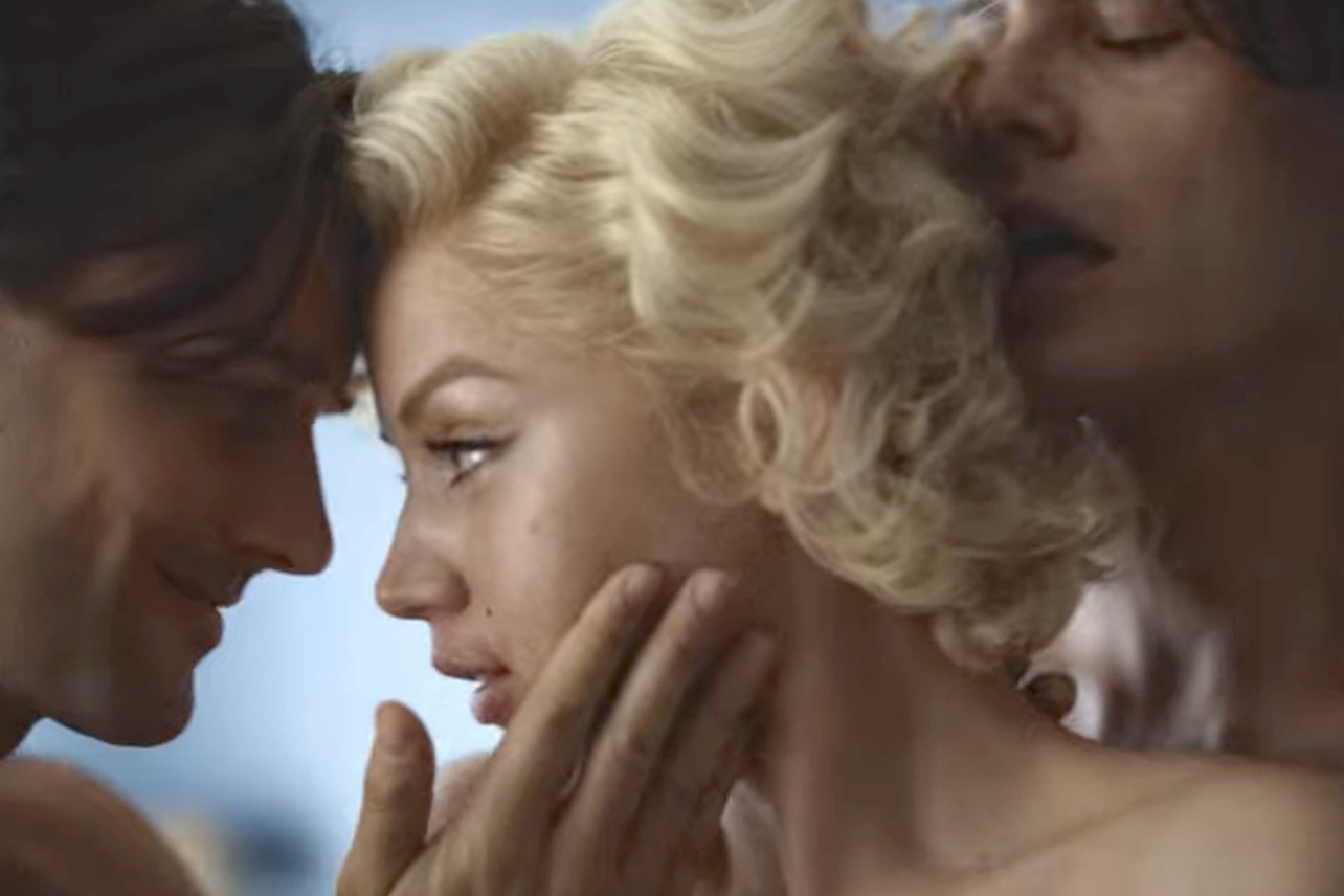abd elrahman elkishky recommends blonde teens sucking pic