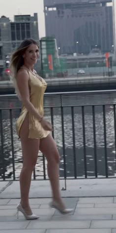 dennis coulson recommends skirts with no underwear pic