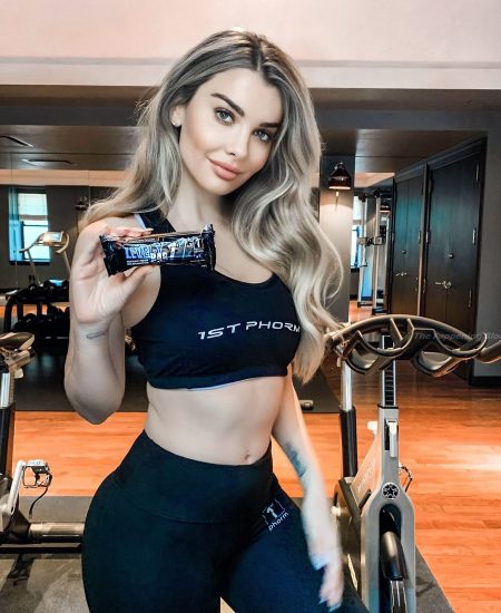 emily sears onlyfans leaked - that 70s show nude guy gets caught jerking off