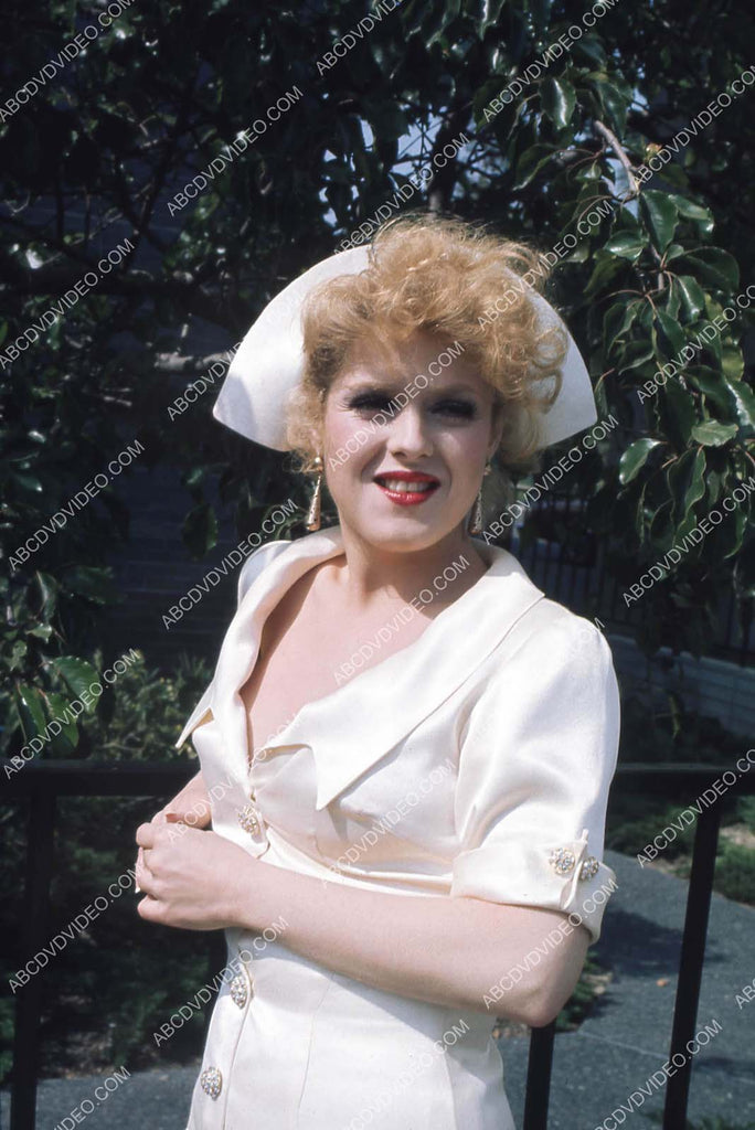 abdulrahman almohammadi recommends Bernadette Peters Sexy