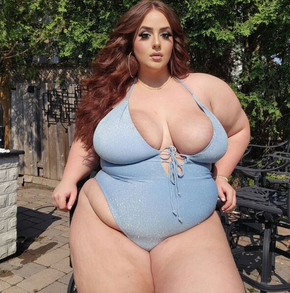 Big Curvy Olivia Onlyfans im freien adalberto cabrera recommends Big Curvy Olivia Onlyfans