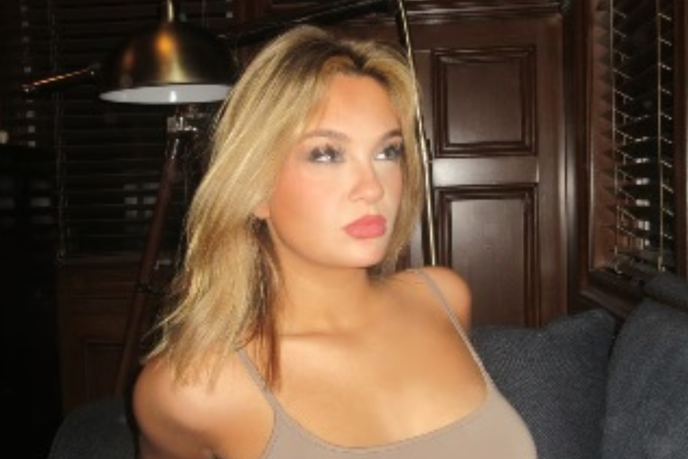 Best of beau brooks's gallery taylor hayes videos baily wright add photo exploited college girls blonde