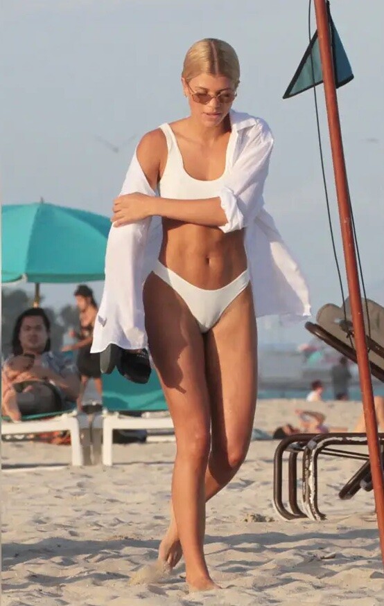 black look like pants and camel toes yoga photo aleisha moore recommends jill kassidy anal pic