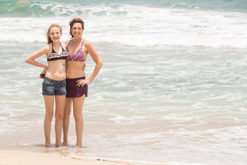 alex druce recommends Mother Daughter Nudism