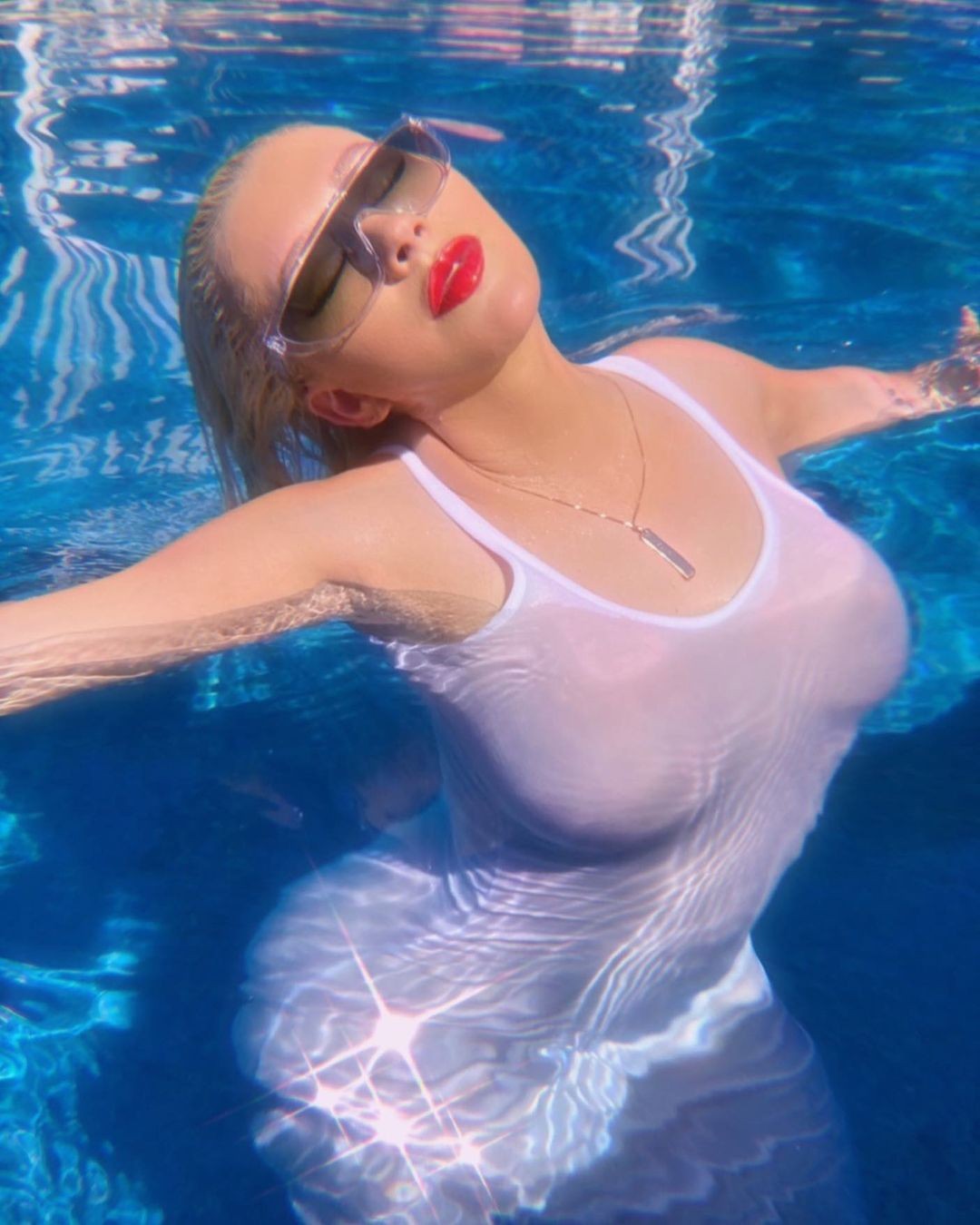 christina aguilera nude photos - german milf orgy hot pegging