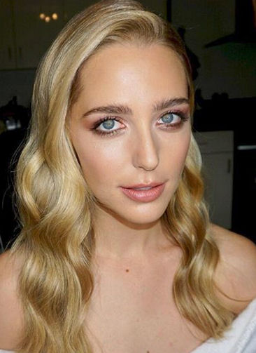 amanda wearing like jessica rothe nude photo ali kohan recommends jessica rothe nude pic