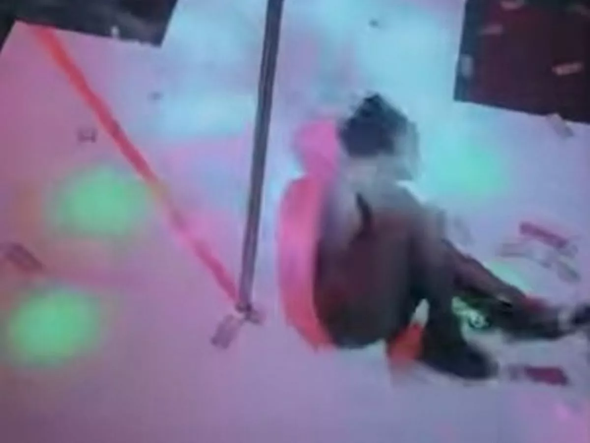 christian steger like dancing bear strippers photo don lapp recommends dancing bear strippers pic