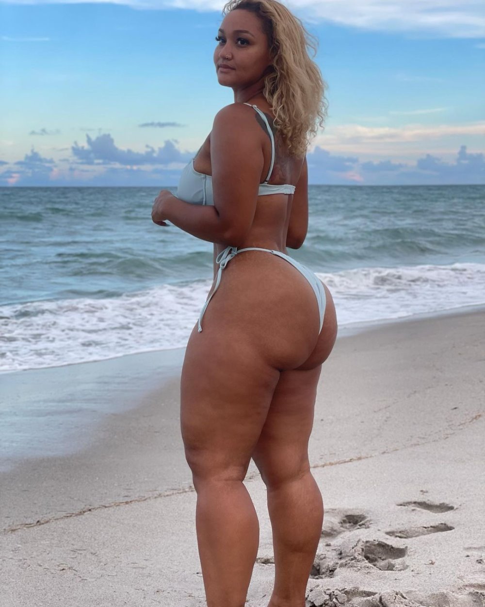Darladimples Nudes bevis porn dexter harmon recommends Darladimples Nudes