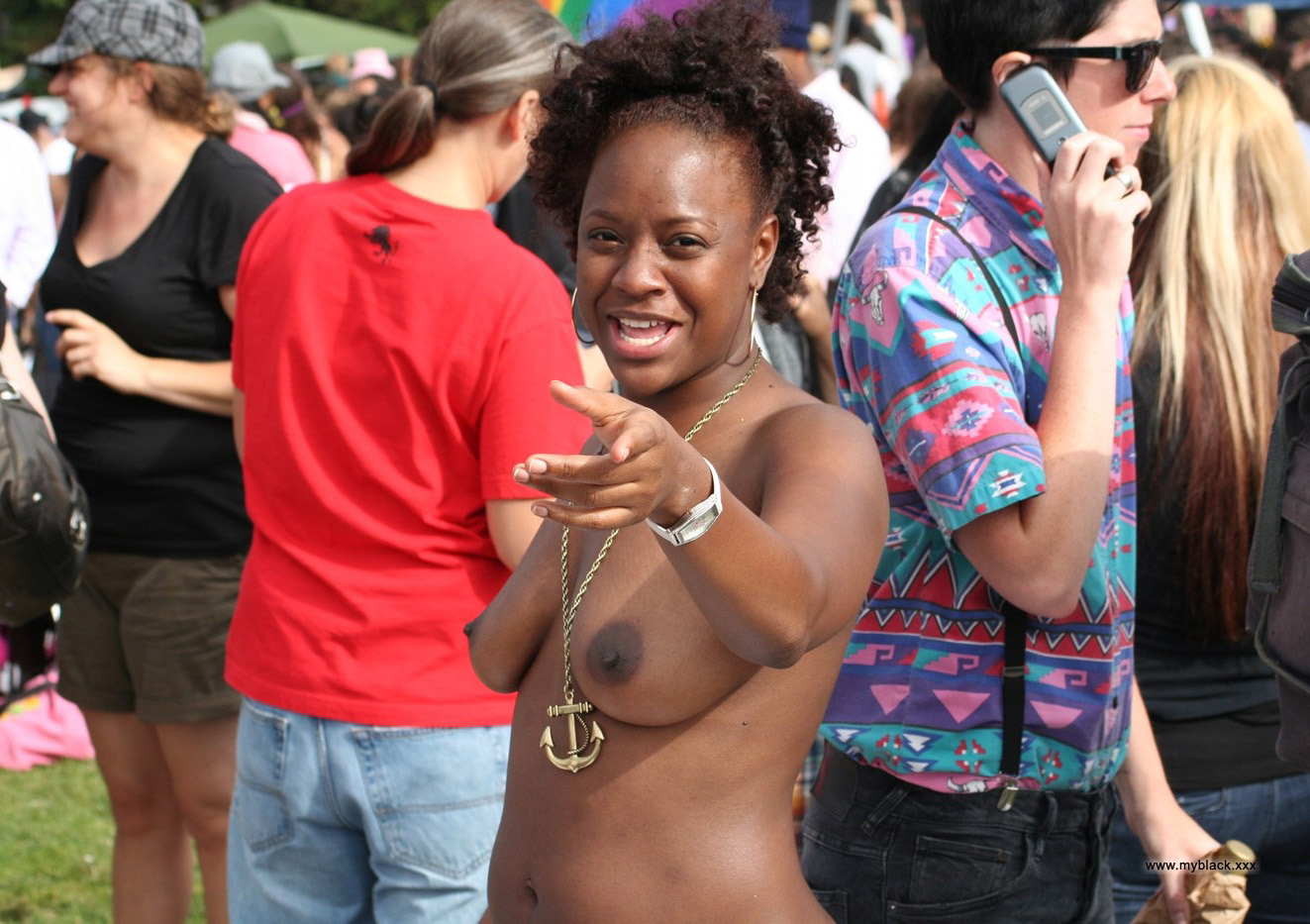 daniel b sheridan recommends ebony naked in public chee hiong add ebony naked in public photo