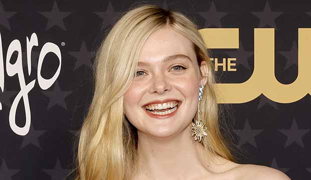 andrew mershon like elle fanning ass photo chris norval recommends elle fanning ass pic