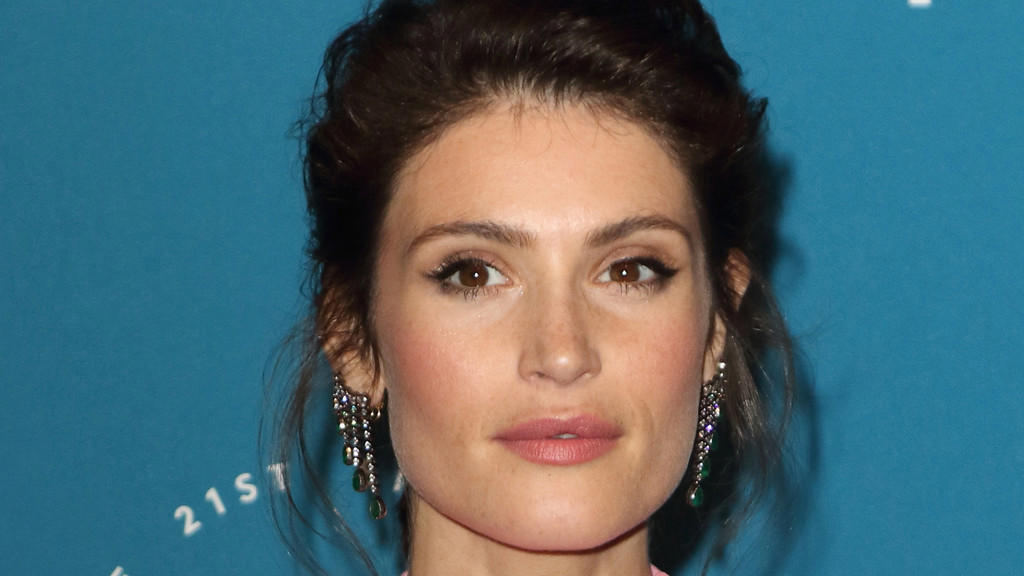 carly goulding recommends Gemma Arterton Sex
