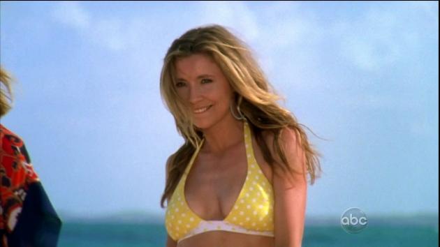 sarah chalke in a bikini - olivia casta boobs sonico porn