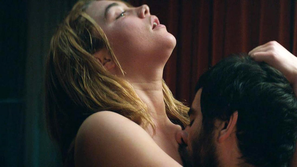 florence pugh lesbian scene - sativaay bbc sommer ray sextaoe