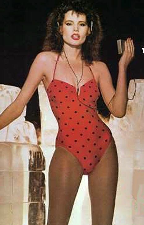 bebop brown like geena davis in a bikini photo cristina cadiz recommends geena davis in a bikini pic