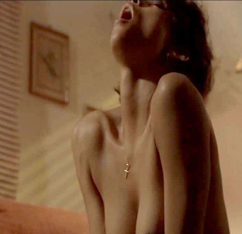 coral ortiz recommends Halle Berry Real Sex Scene