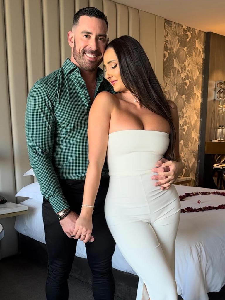 carole gadsby share jhonni blaze sextape