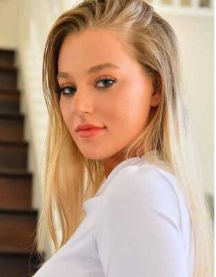 jmac blake blossom - april bowlby naked pics massage voyeur video