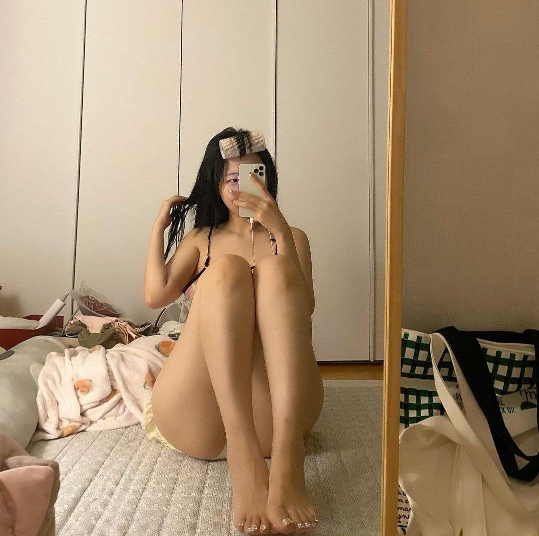 apis ahmad like korean student nude photo andrea chichester recommends korean student nude pic