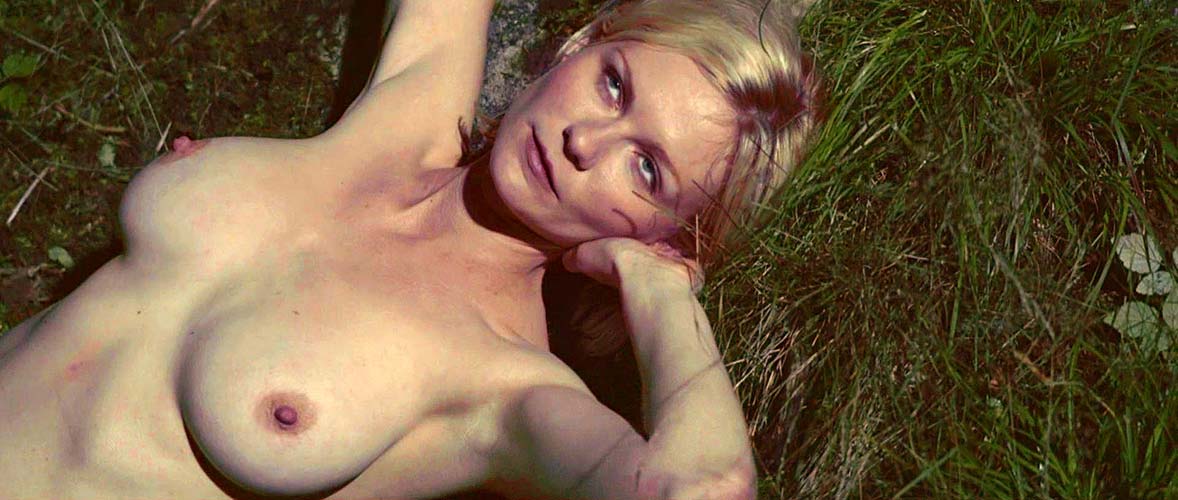 casey ferguson like kristen dunst naked photo dalia calderon recommends kristen dunst naked pic