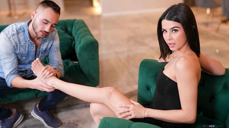 boakye eric recommends Love Her Feet New Videos