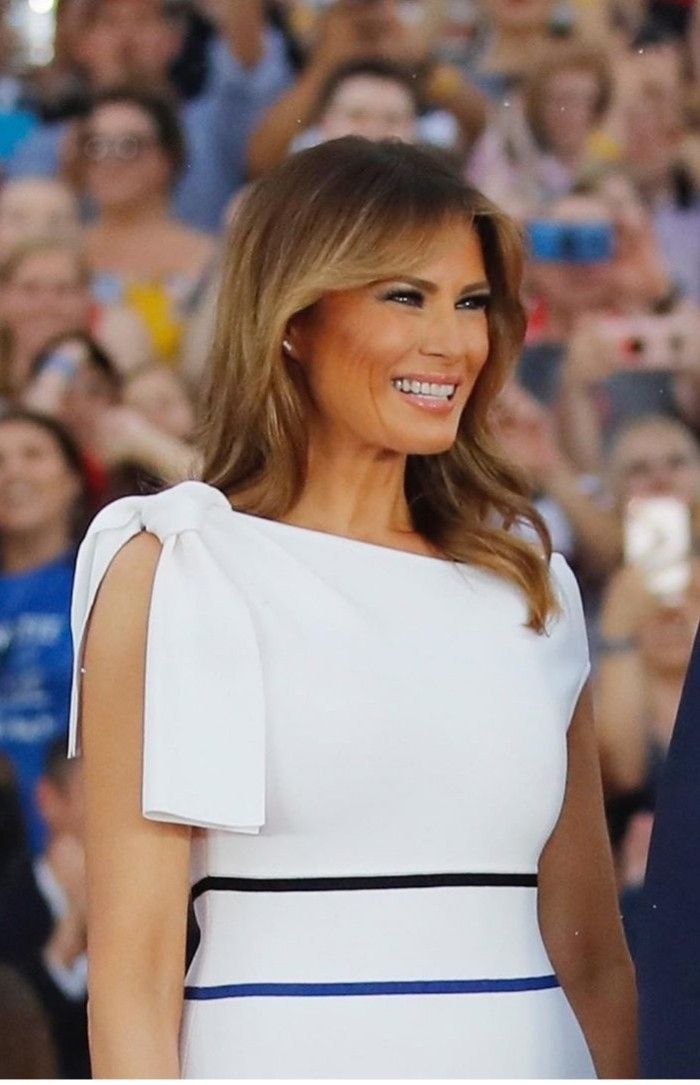 melania trumps titties - hacked webcam masturbating mr luckypov
