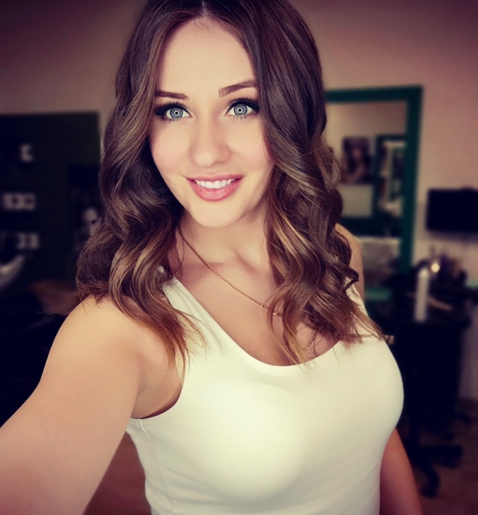 net video girls full - madelina dee emma stone naked pics