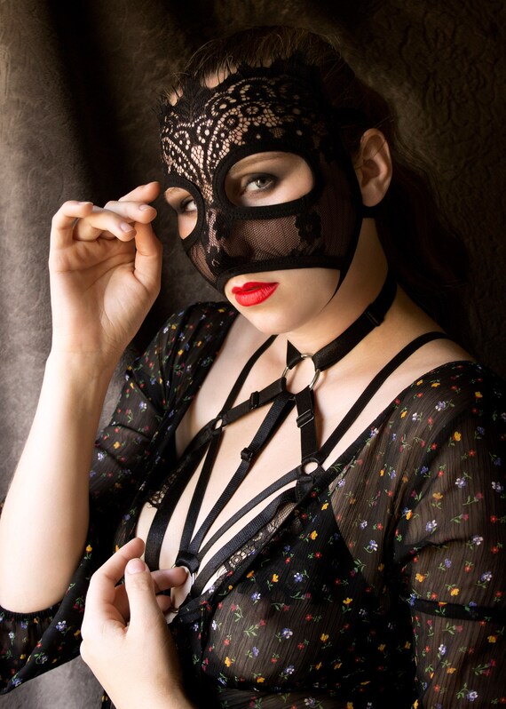 Best of estphania ha camilo rocha share pornographic masks photos
