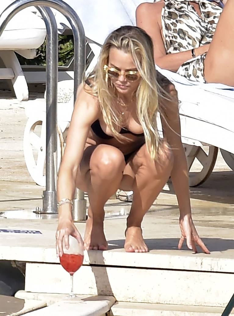 carol blaney like rebecca rittenhouse nude photo christina driggers recommends rebecca rittenhouse nude pic