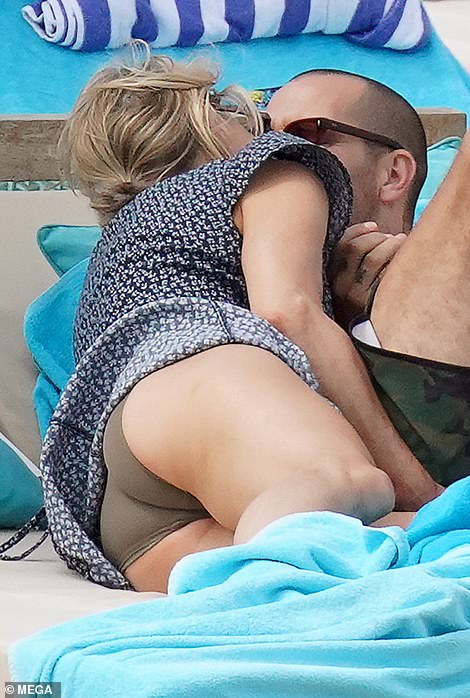 dale riedel like robin wright naked photo danish hyder recommends robin wright naked pic