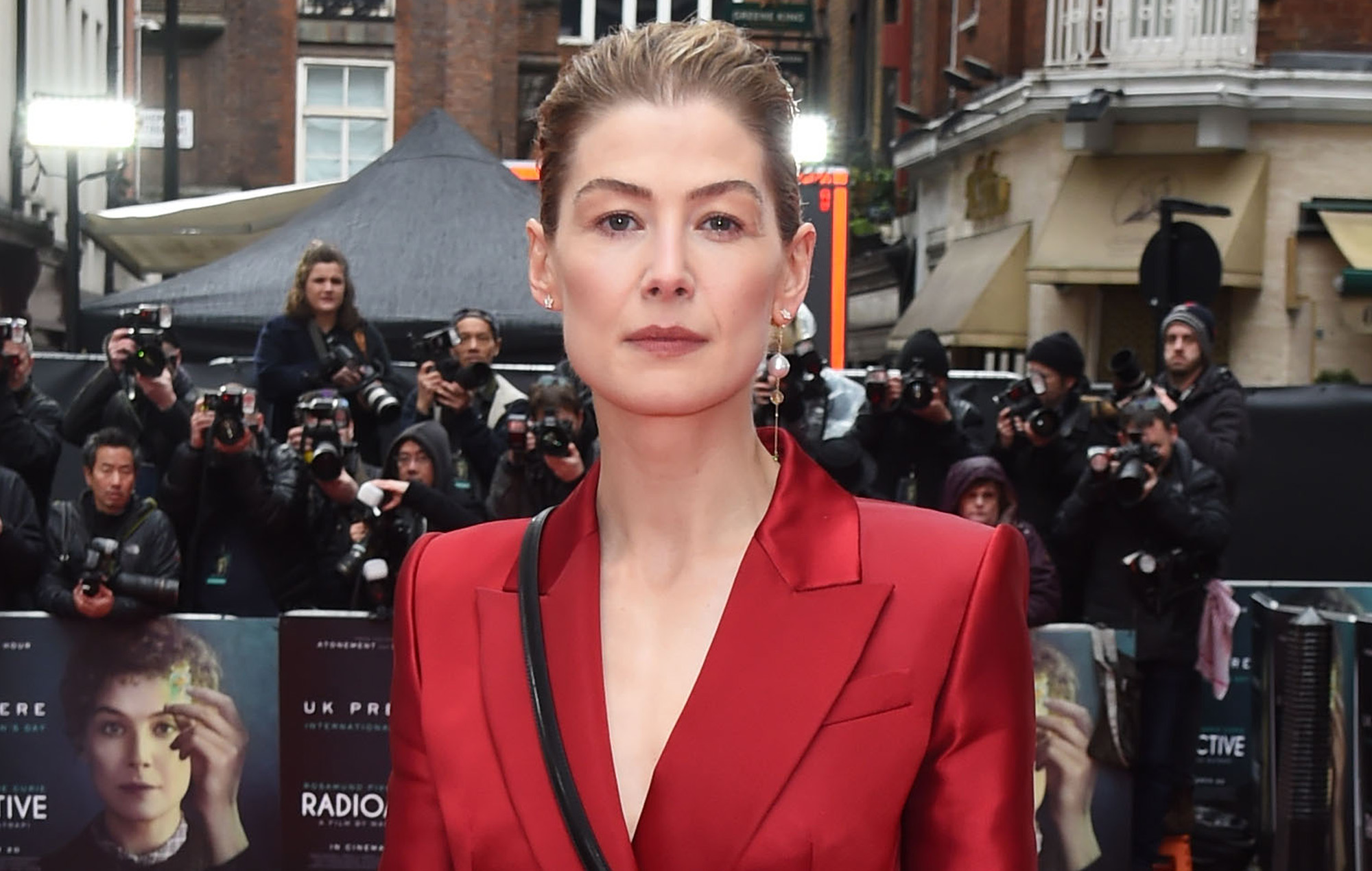 deon duke recommends Rosamund Pike Boobies