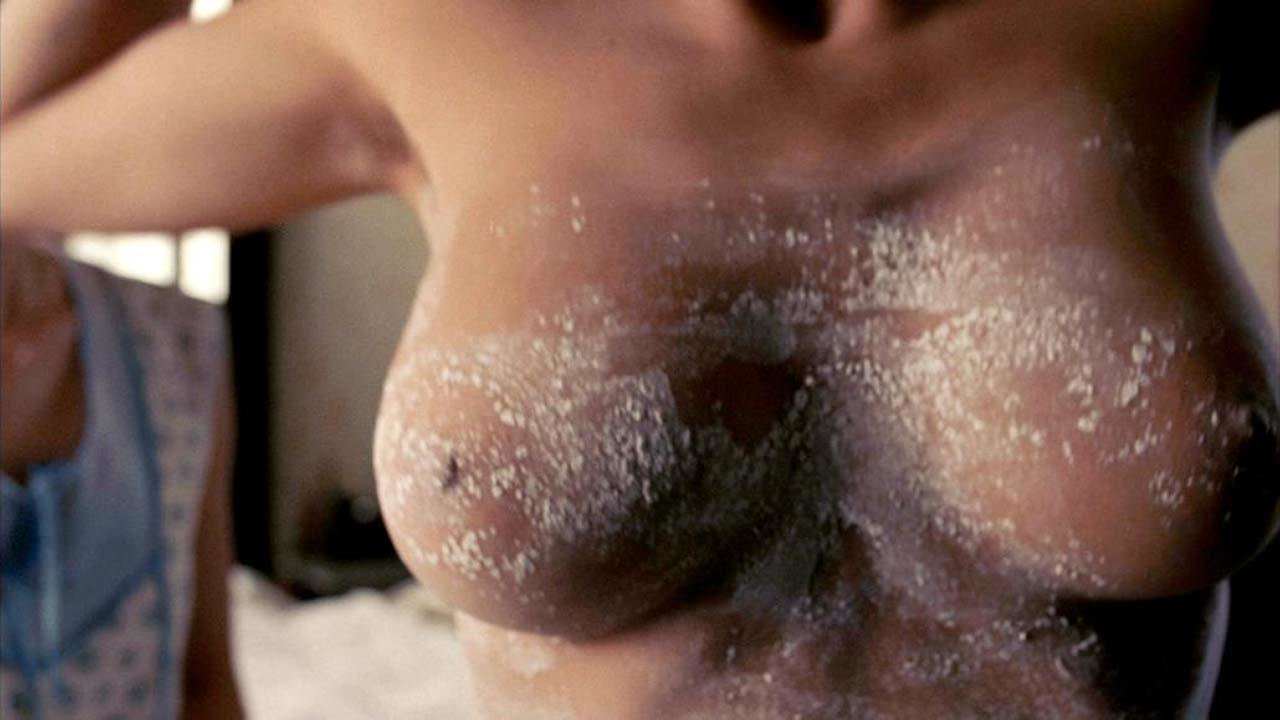 baday topan recommends salma hayek boobs nude pic