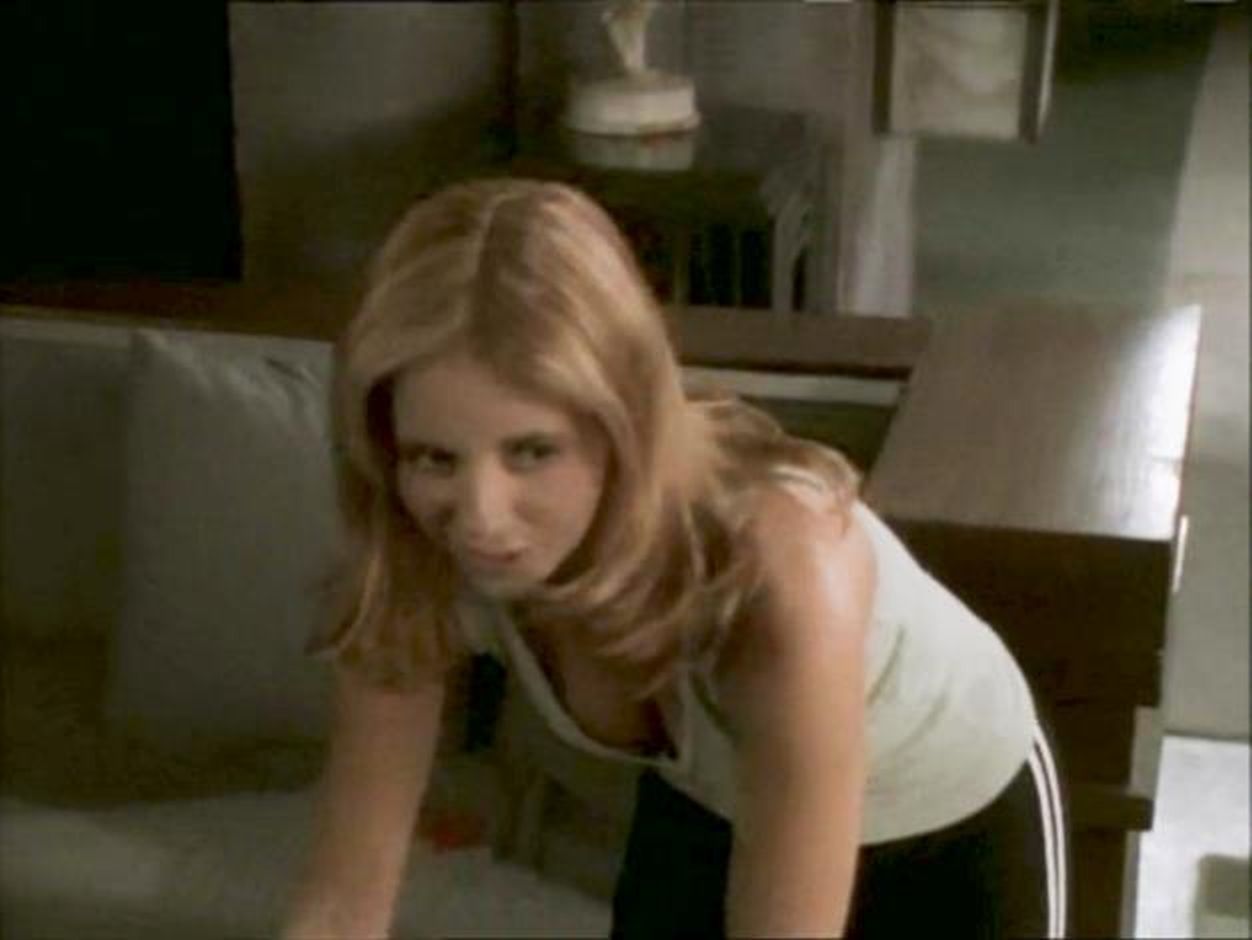 sarah michelle gellar nip - lasirena dp making love to my mom