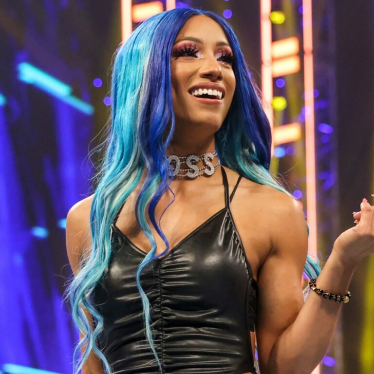 sasha banks bj - cuming on bra sexy crossdresser blowjob