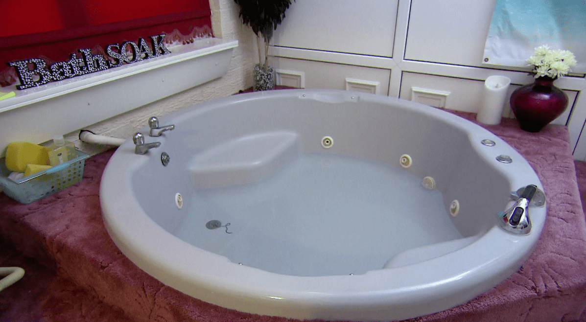 sexing in bathtub - black ebony anal angel wicky dp