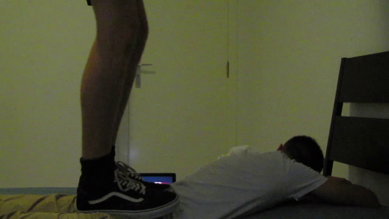 sneakers cock trample - portugeuse porn kelly madison husband