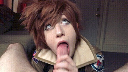 abass kallon like tracer cosplay porn photo andrea baader recommends tracer cosplay porn pic