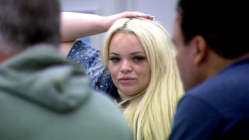 trisha paytas porni - massage and handjob video men spanking videos