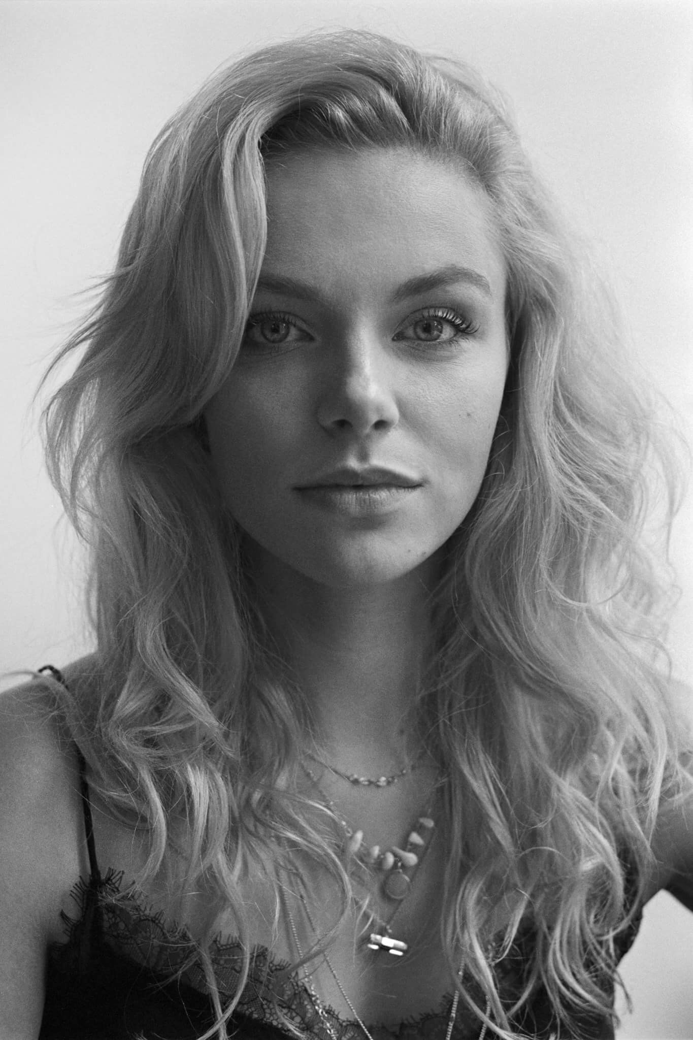 albertus hendry recommends Vanessa Aleksander Nude