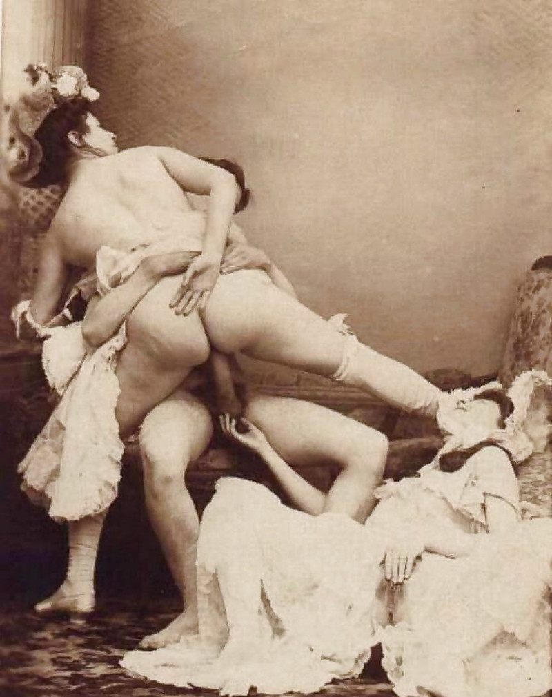 vintage lesbian pornography - nude shower picture porn teenpies